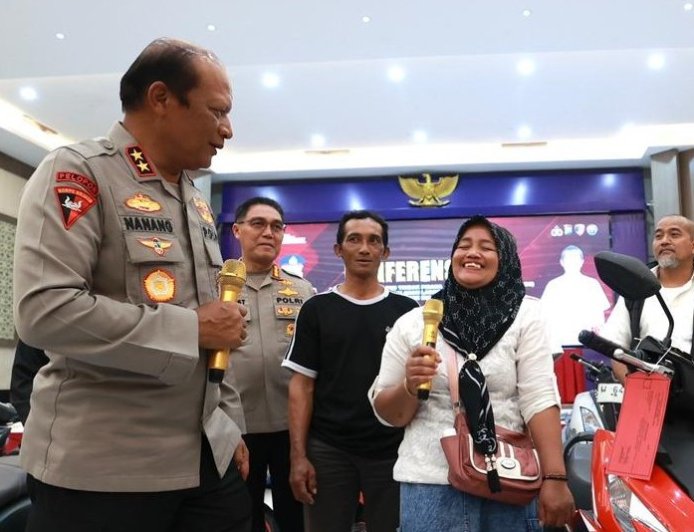 Polda Jatim Kembalikan Motor Korban Curanmor dan Begal Tanpa Biaya
