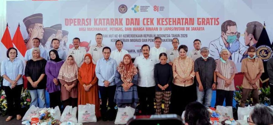 Peringati Agustusan, Kemenimipas Salurkan Bansos Sembako kepada 81 Peserta Pemeriksaan Katarak